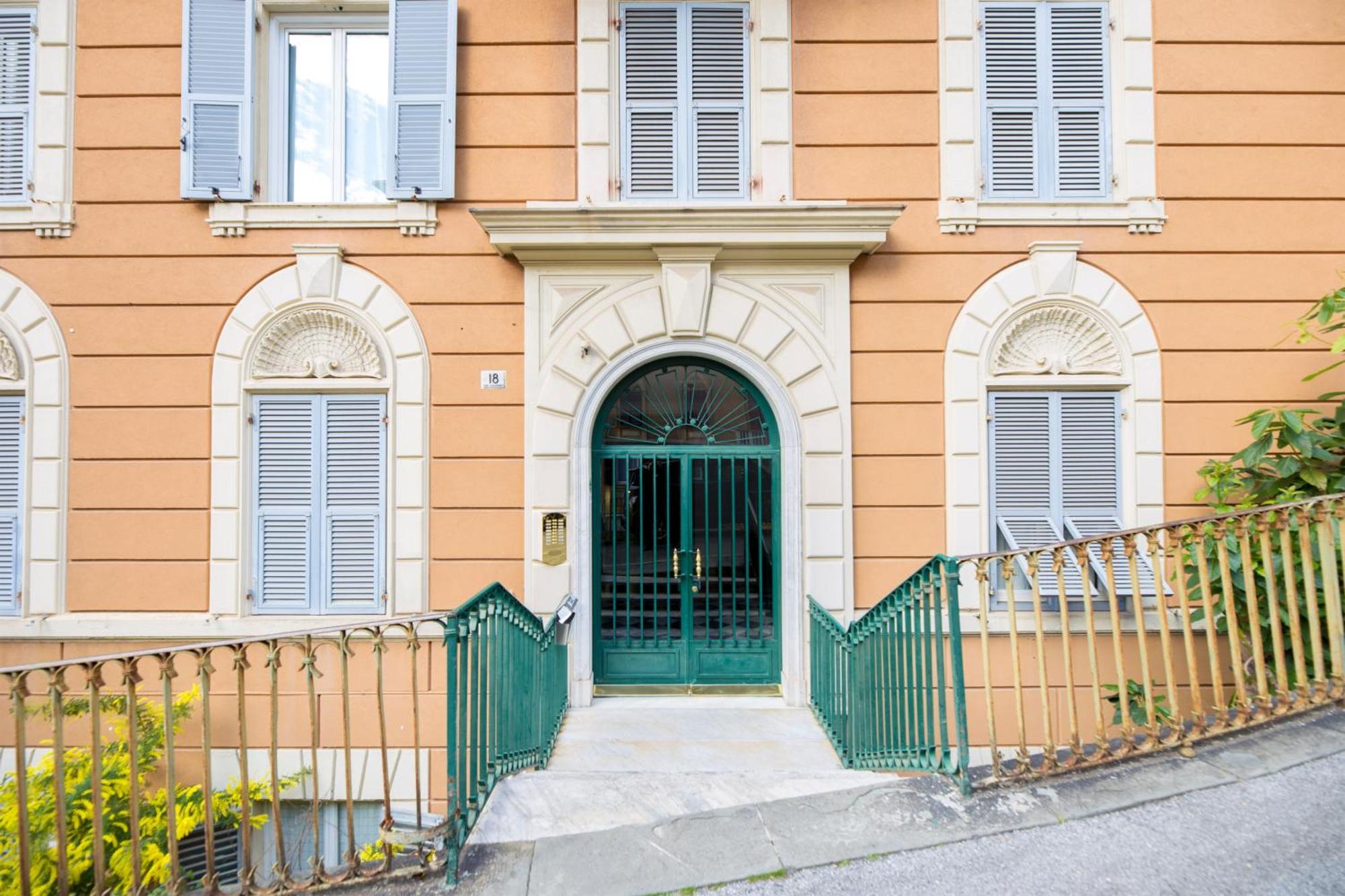 Casaviva-Modern Elegant Trilo In Genova Castelletto Appartement Buitenkant foto